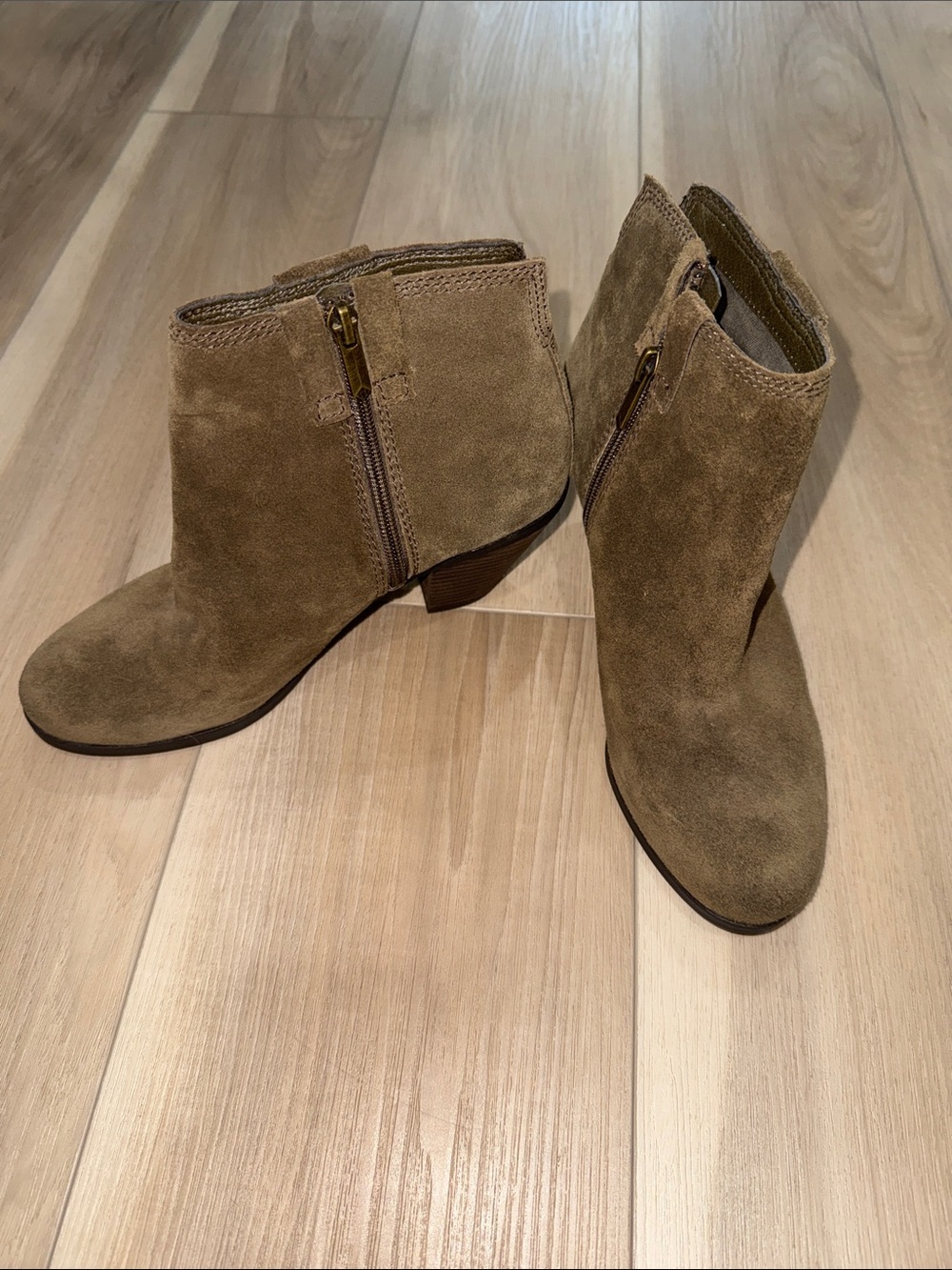 Sam Edelman Olive Tan Suede Ankle Booties with Side Zip